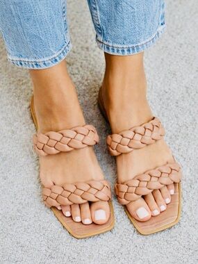 Dolce Vita Nude Braided Strap Slide Sandals Square Toe Women’s 8.5